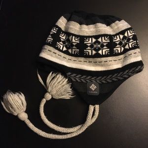 Columbia beanie